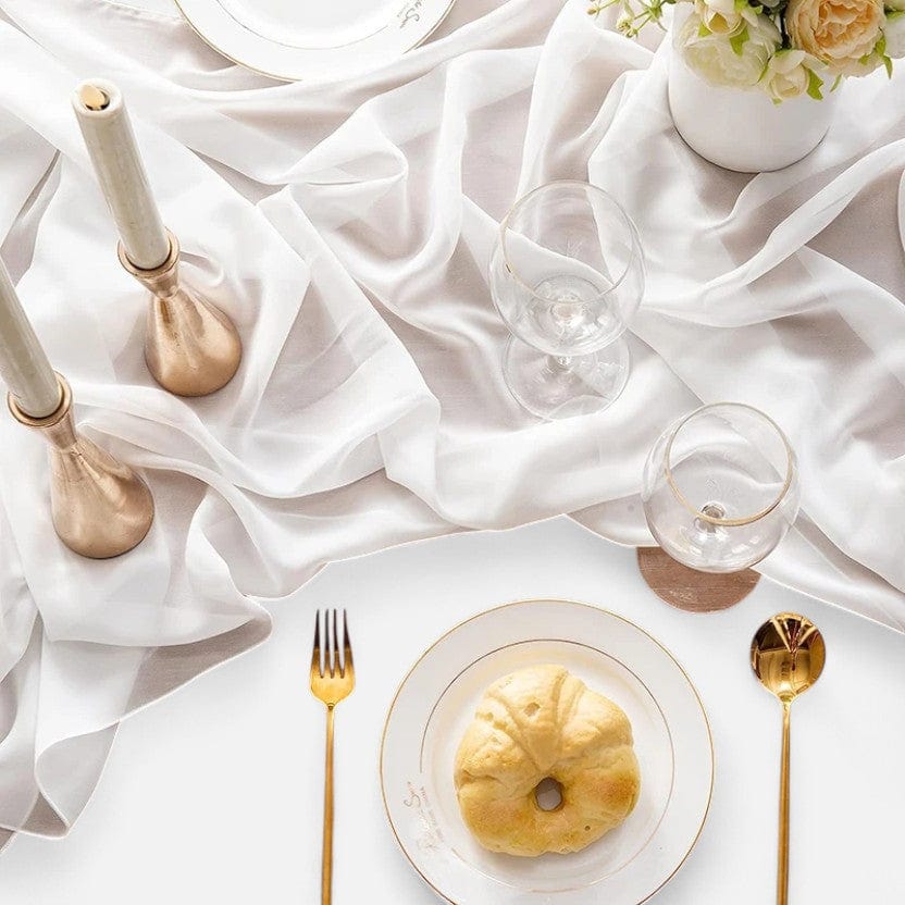 Chemin de table blanc chic