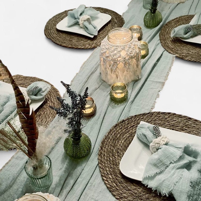 Chemin de table gaze de coton vert sauge