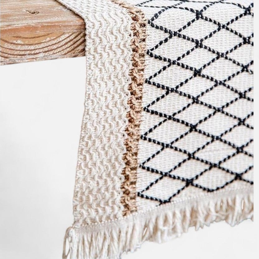 Chemin de table moderne 